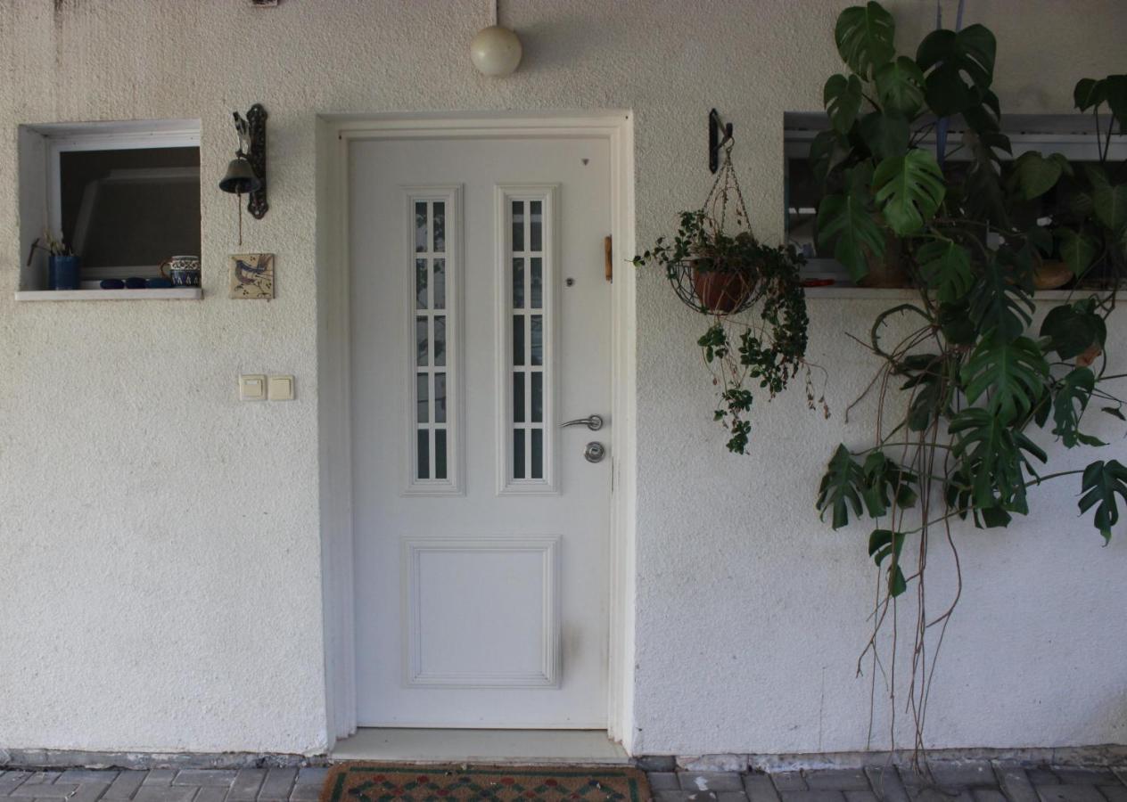 Chez Rothman sublet Apartman Shadmot Devora Kültér fotó